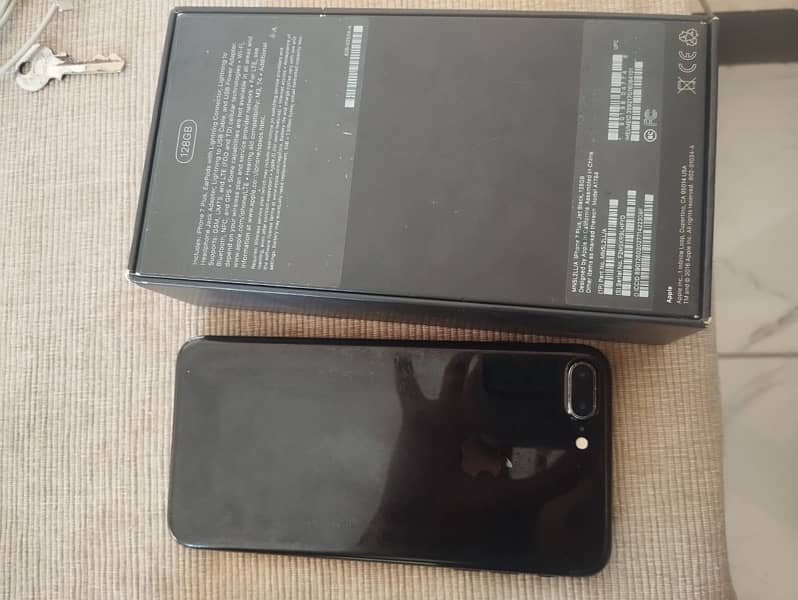 i phone 7 plus 128 gb pta approved with box and original  charger 1