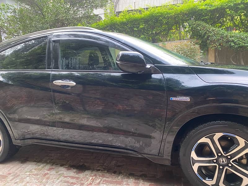 Honda Vezel 2015 3