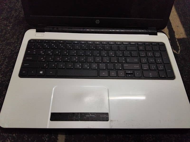 HP 15 NOTEBOOK CORE I5 5TH GEN 1