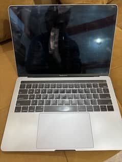 Macbook Pro 2018 13inch TouchBar 8GB RAM, 256GB SSD