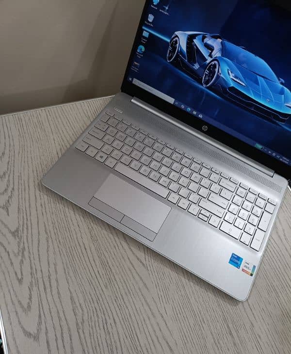 Hp 15 core i5 11th gen quadcore 15.6 inch touchscreen slim bezels 6