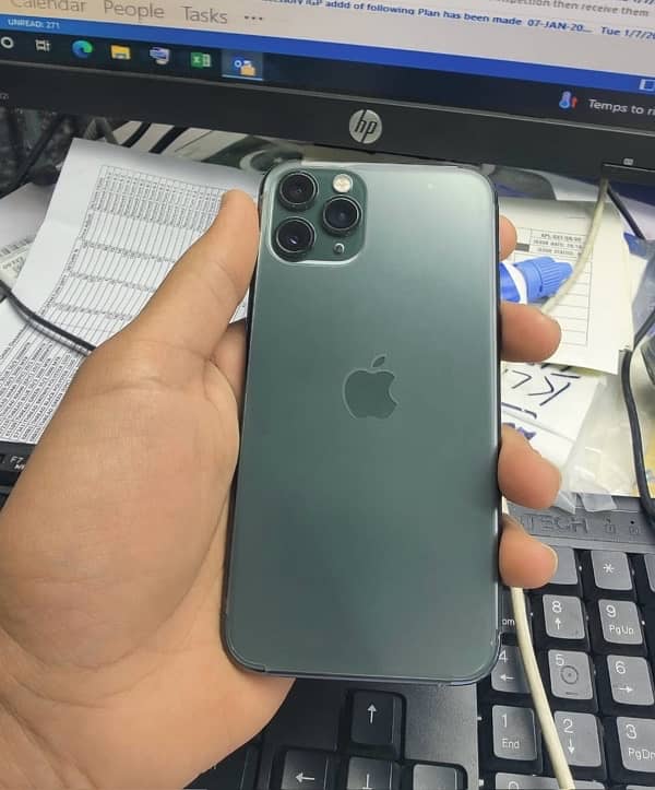 iPhone 11pro non PTA 5