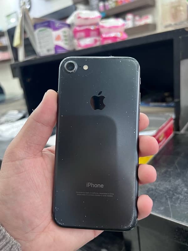 iPhone 7 32gb pta approved 2