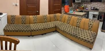 l shaped 8 seater 10/6