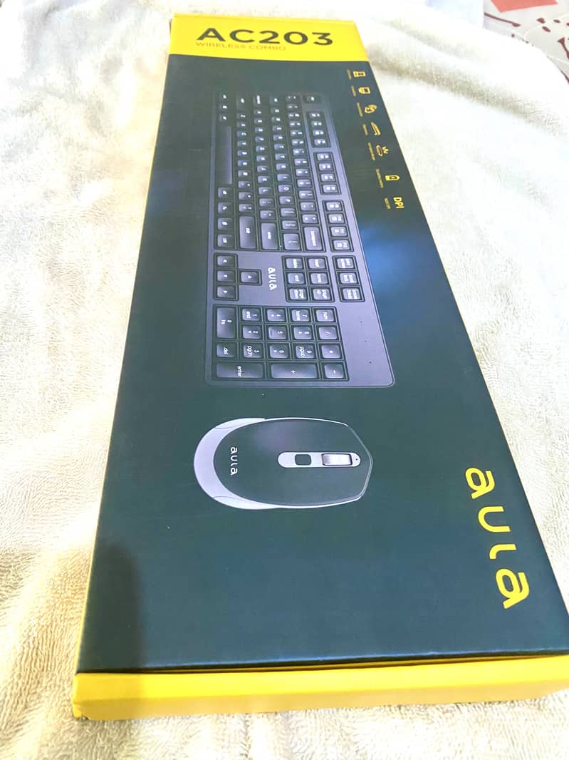 AURA wireless keyboard and mouse 3