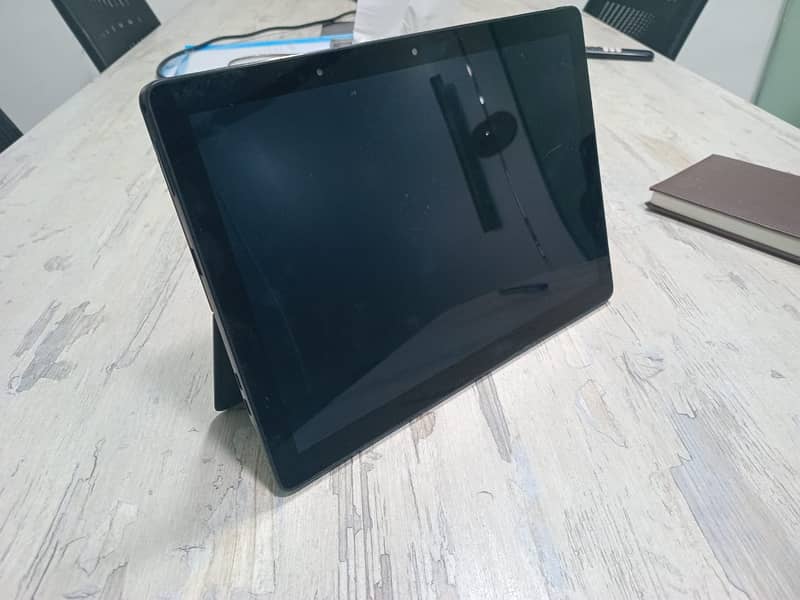 Dell Core i 5, 8th Gen. Urgent Sale 9