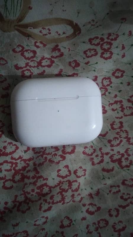 Airpods for sale 3