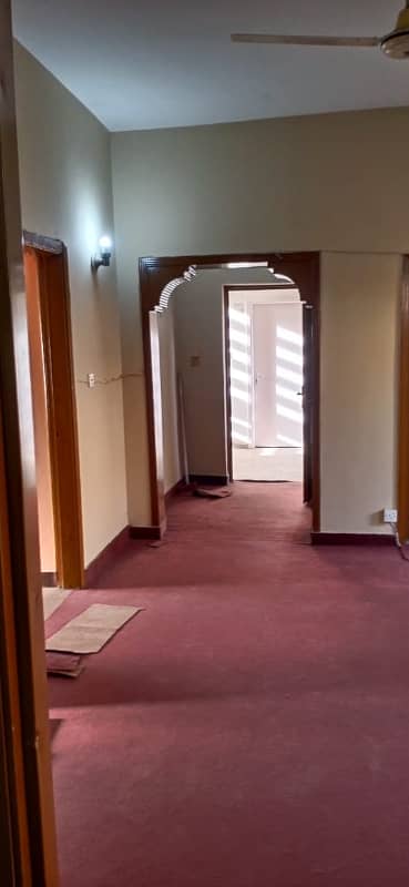 G11/4 D type flat For Rent second floor family 1