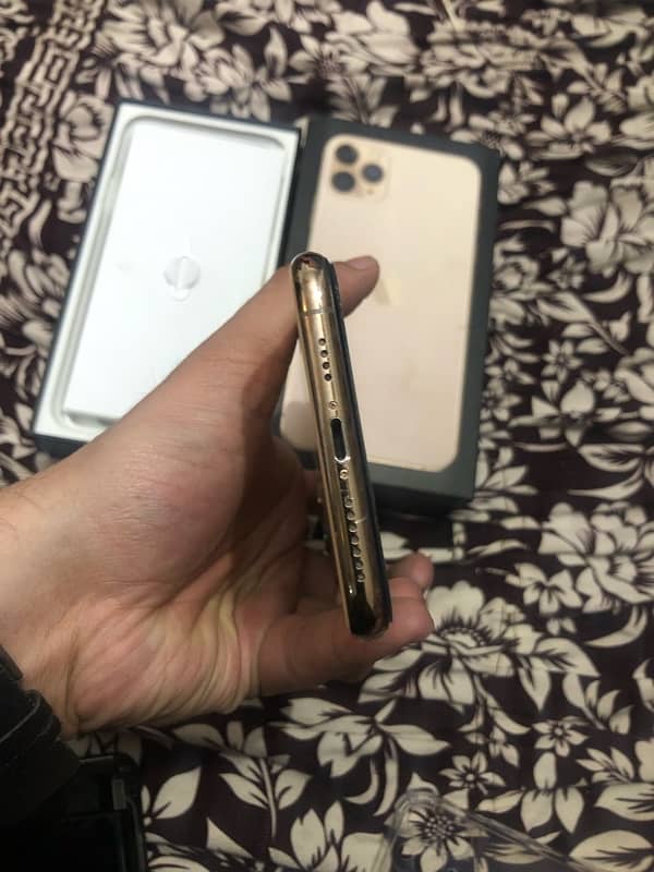 iPhone 11 Pro Max PTA approved 9