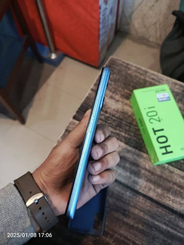 infinix Hot 20i 6