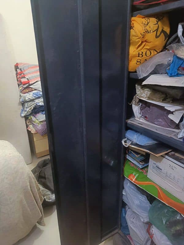 wardrobe cupboard Almari full iron 0