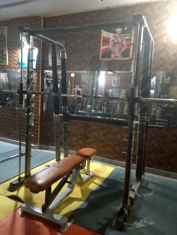 complete gym for sale bilkul new condition 7