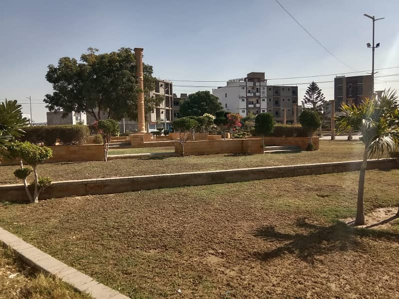 west open 120 square yards plot for sale in Falak Naz dreams 2