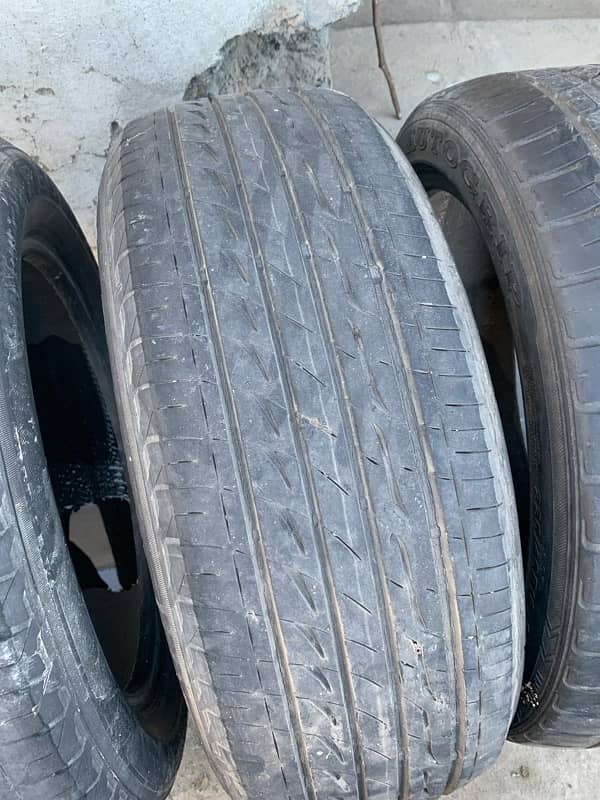 honda vezel tyre 4