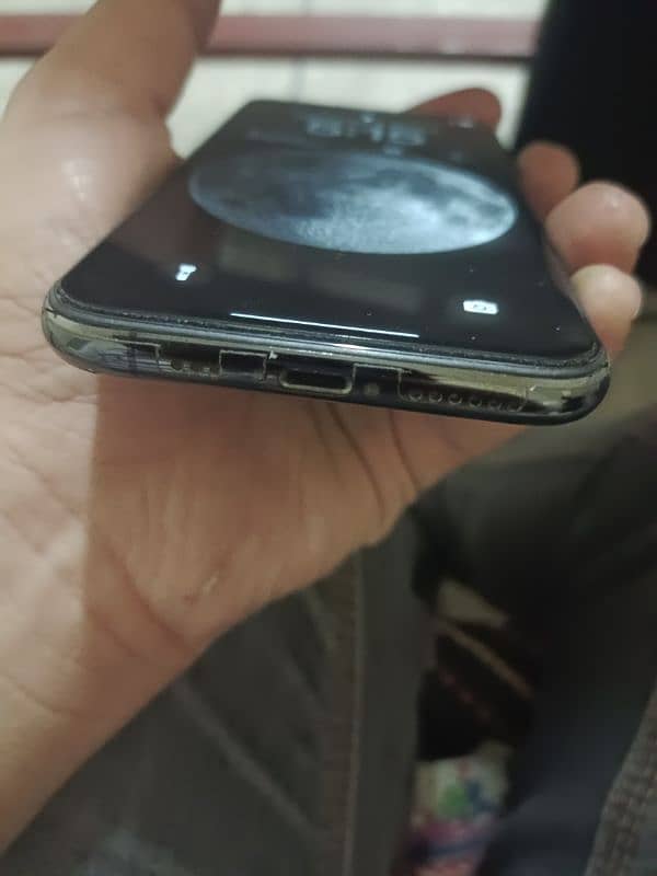 iphone 11 pro 64 GB 3