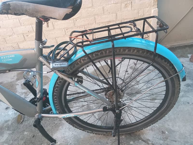 Well-Maintained Gear Bicycle for Sale - Excellent Condition! 2