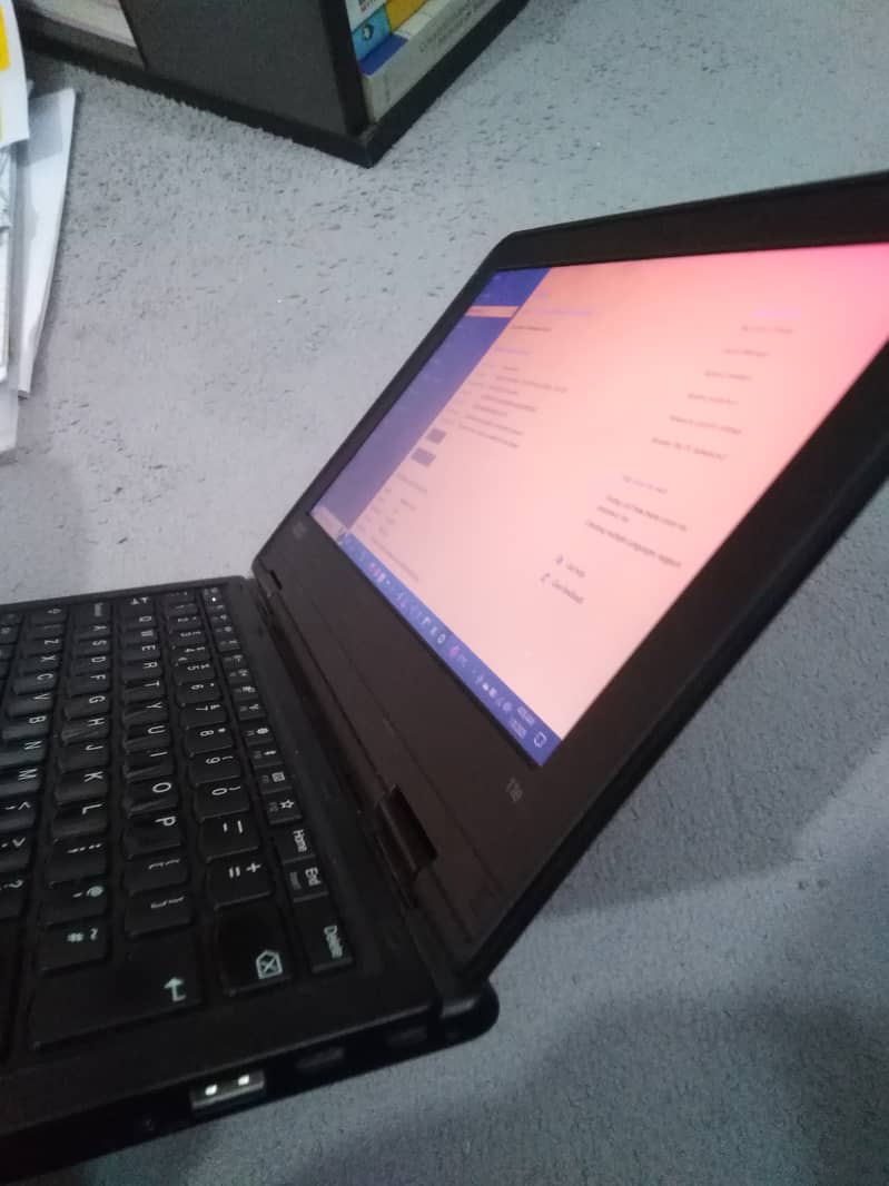 Lenovo 11e Intel Core i5 7th Gen 2