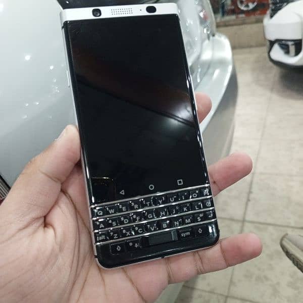 Blackberry KeyOne New Mobile 1