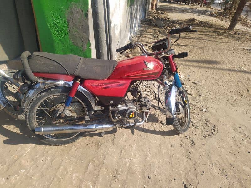 Honda CD 70 2016 Model 2