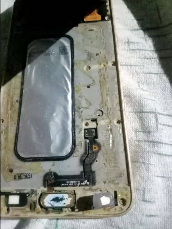 samsung c5 4/64 panel change hone wala hai bus 3