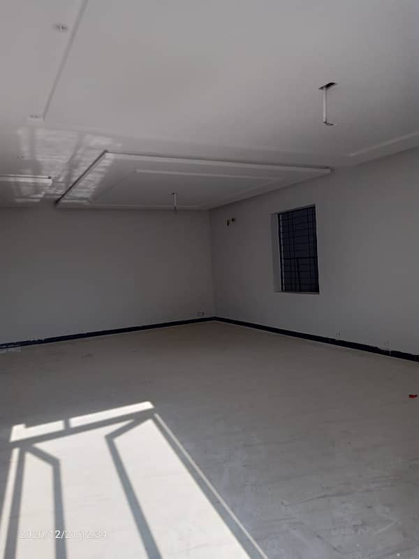 12 kanal Factory l available For Rent on Multan road Lahore 3