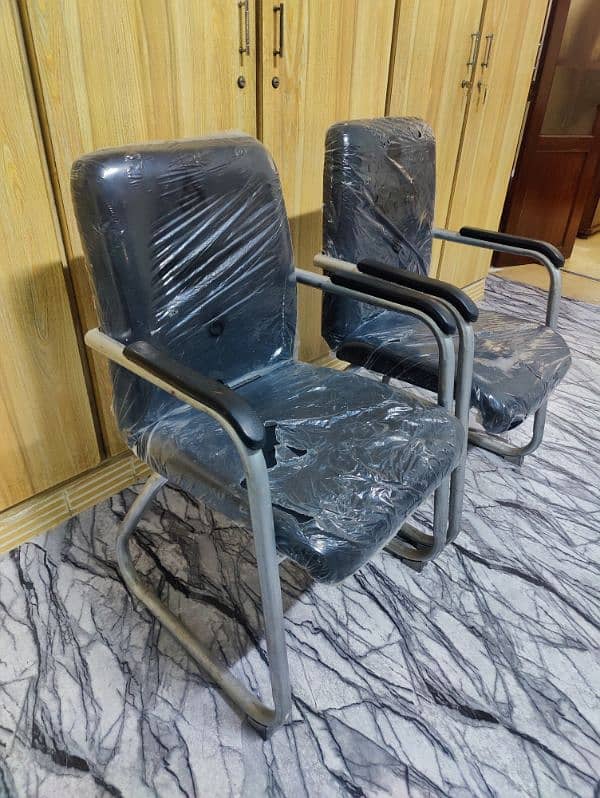 office chairs urgent sale 1