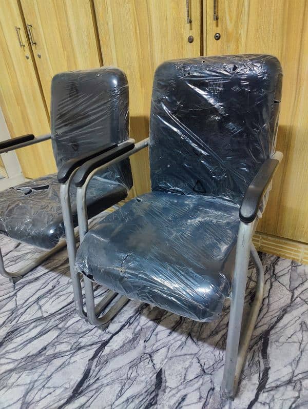 office chairs urgent sale 2