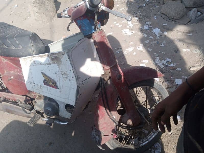 Honda 50 karachi 6