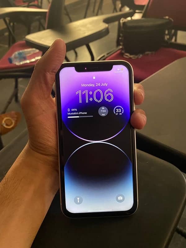 i phone XR 2