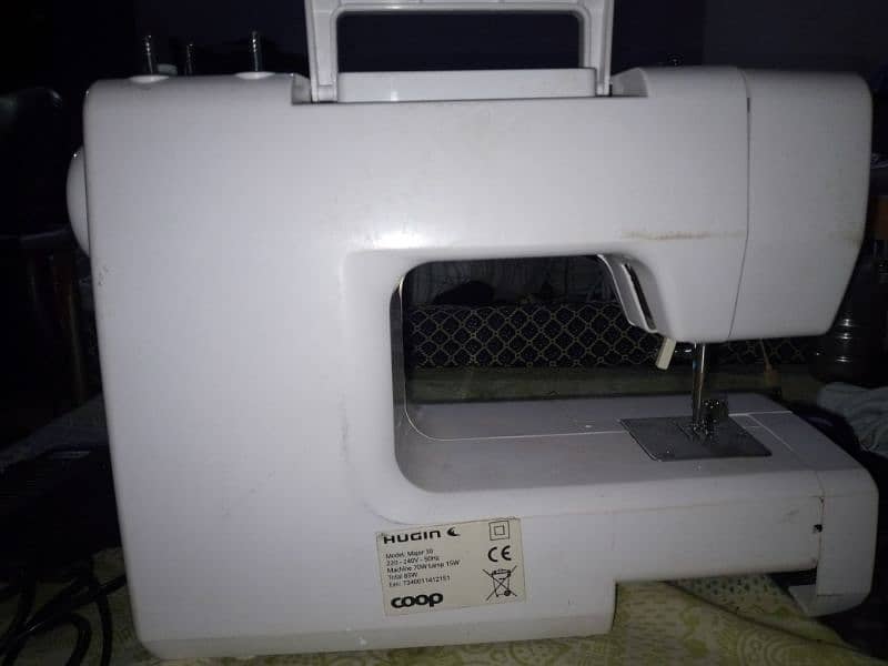 Sewing and overlock important machine 2