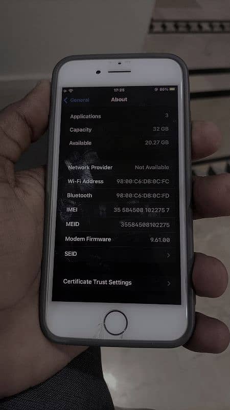 iPhone 7 32gb 71% Battery Silver Colour 2