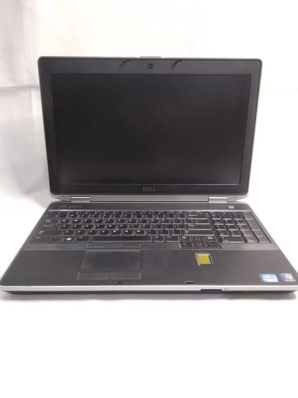 DELL Latitude E6530 • i5 3rd • 8GB • 256GB SSD 1