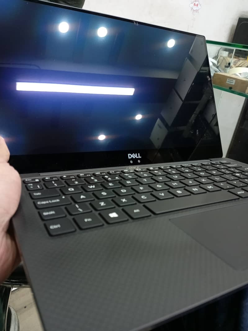 Dell xps 9370 0