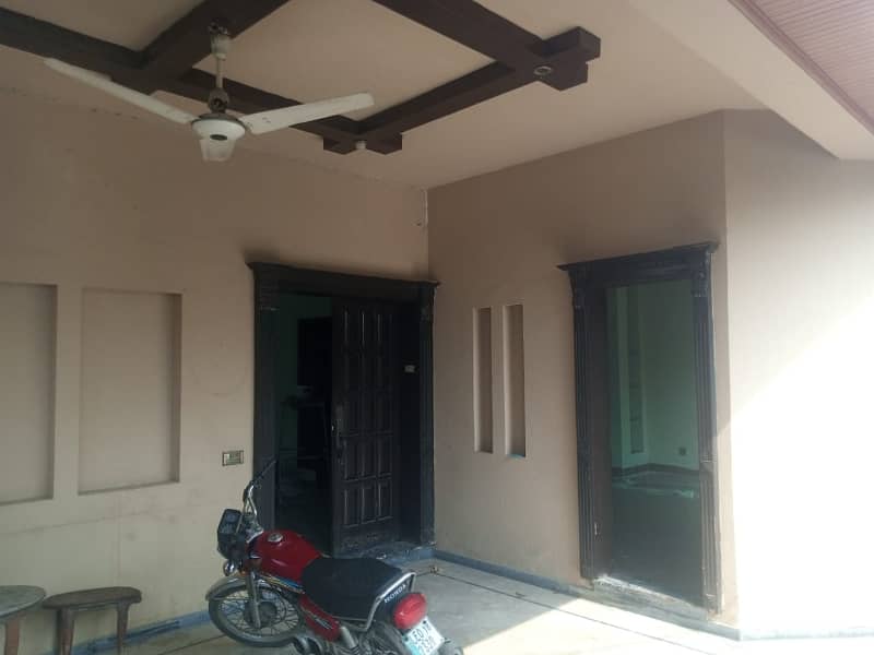 10 Marla Modern Design House For Rent In DHA Phase 4 Lahore. 1