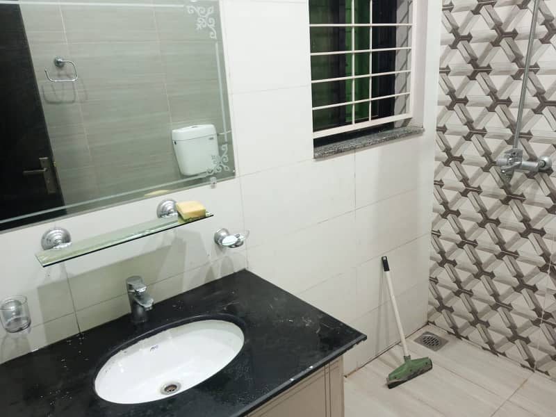 1 bedroom 1 bathroom Available for rent in Lda avenue 2