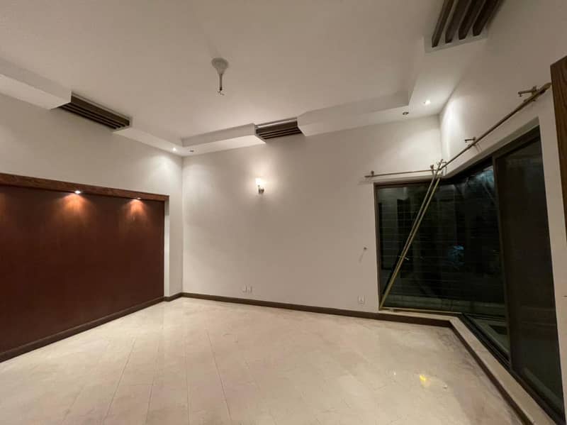 10 Marla Modern Design House For Rent In DHA Phase 3 Lahore. 14