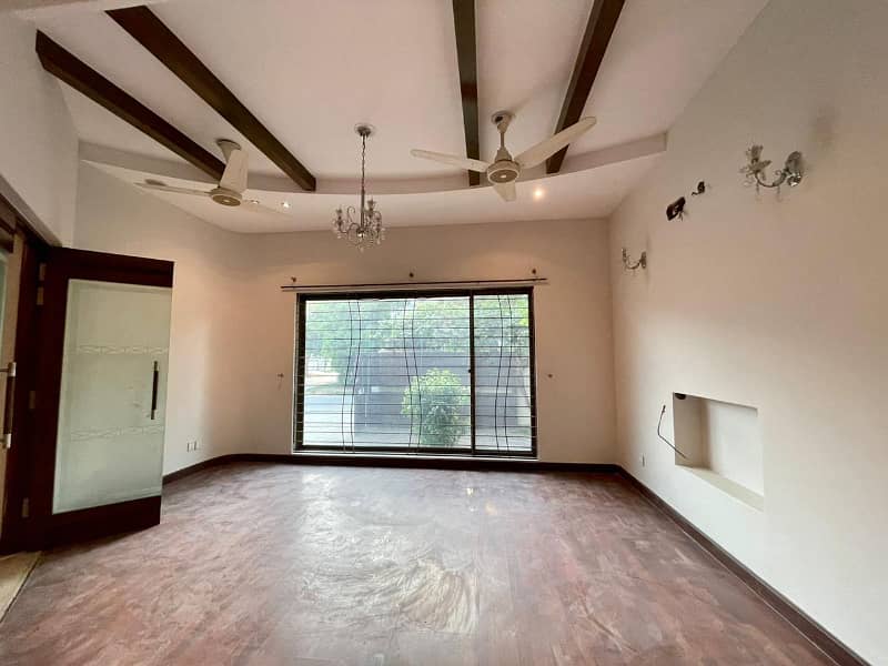 10 Marla Modern Design House For Rent In DHA Phase 3 Lahore. 22