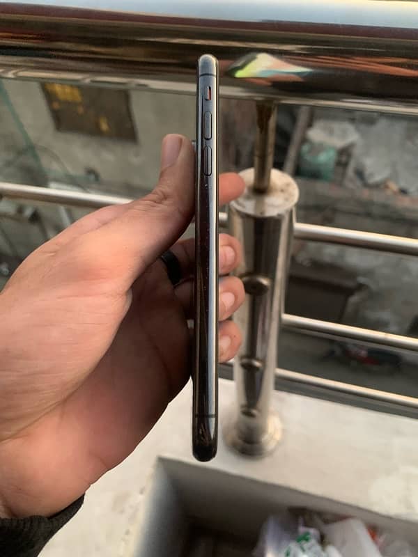 Iphone Xs 64gb Factory Unlock Watsapp 03044873819 4