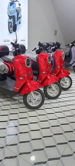 Electric Scooty 0337 0337 555 RM-i300 -1000 Watt