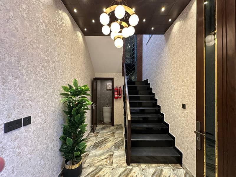 LUXUARY CORNER 14 MARLA BRAND NEW DOUBLE HEIGHTED NEW STYLE MAIN BOULEVARD HOUSE FOR SALE IN IQBAL BAHRIA TOWN LAHORE 16