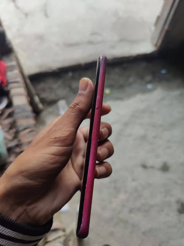 samsung s8 4gb 64gb all okay pubg 60 fps touch glass crack hai aur 4