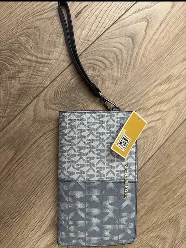 Michael Kors Wallet 1