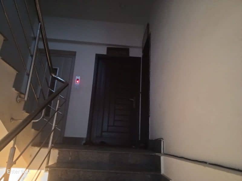 1st Floor for sale Nishat 10