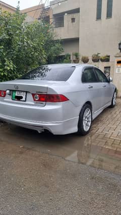 Honda Accord 2003/8 CL9 READ ADD