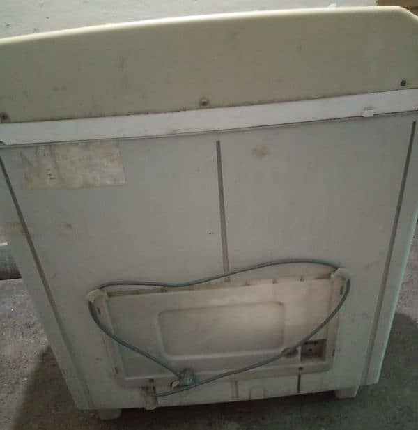 Washing Machine with dryer 4