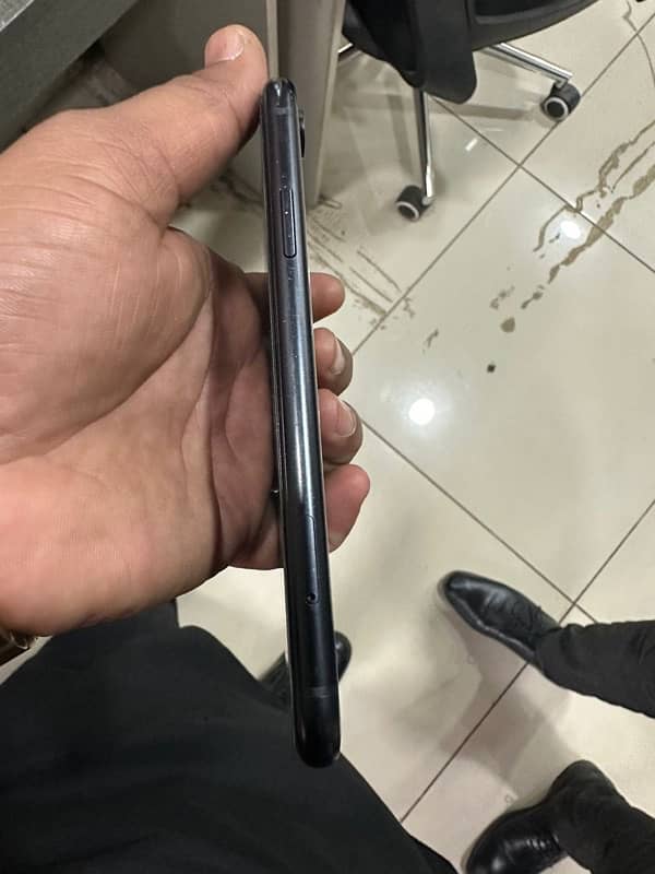 I phone XR for sale 5