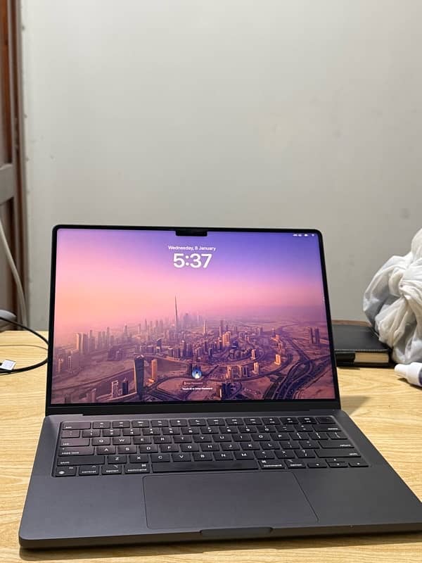 M3 PRO 14 INCH 3