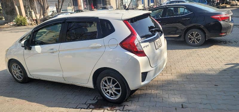 Honda Fit 2013 4