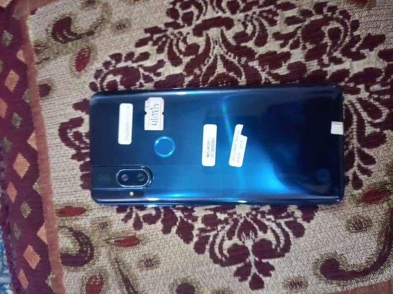 Motorola one hyper 64mp front camera and 32mp back camera 2