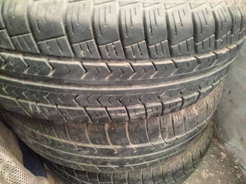 Car Tyres 0